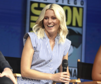 好莱坞巨星现身!宾大2025毕业典礼盛邀伊丽莎白·班克斯演讲,引爆全场!